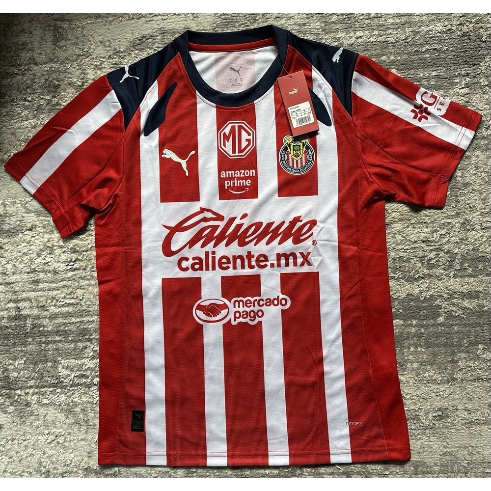 PUMA CHIVAS GUADALAJARA  2025/26 MEN'S Sz Medium HOME STADIUM JERSEY  RED NWT